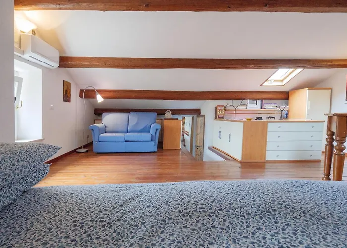 Casa Snomata 아파트